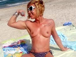 muscular woman on her live webcam