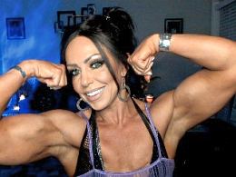 muscular woman on her live webcam