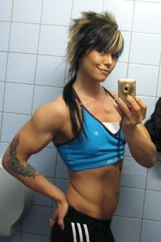 Female Bodybuilder Eva Kovalainen Picture